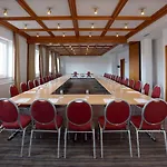 Western Rosenau Hotel 4*