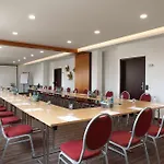 Western Rosenau 4*