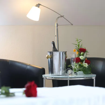 ベスト ウエスタン ローゼナウ ホテル バートナウハイム