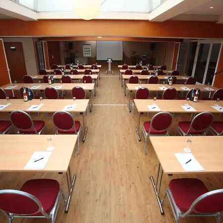 ホテル ベスト ウエスタン ローゼナウ