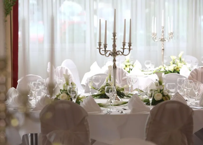 Western Rosenau Hotel