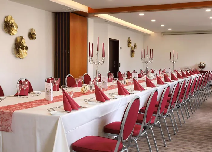 Western Rosenau Hotel